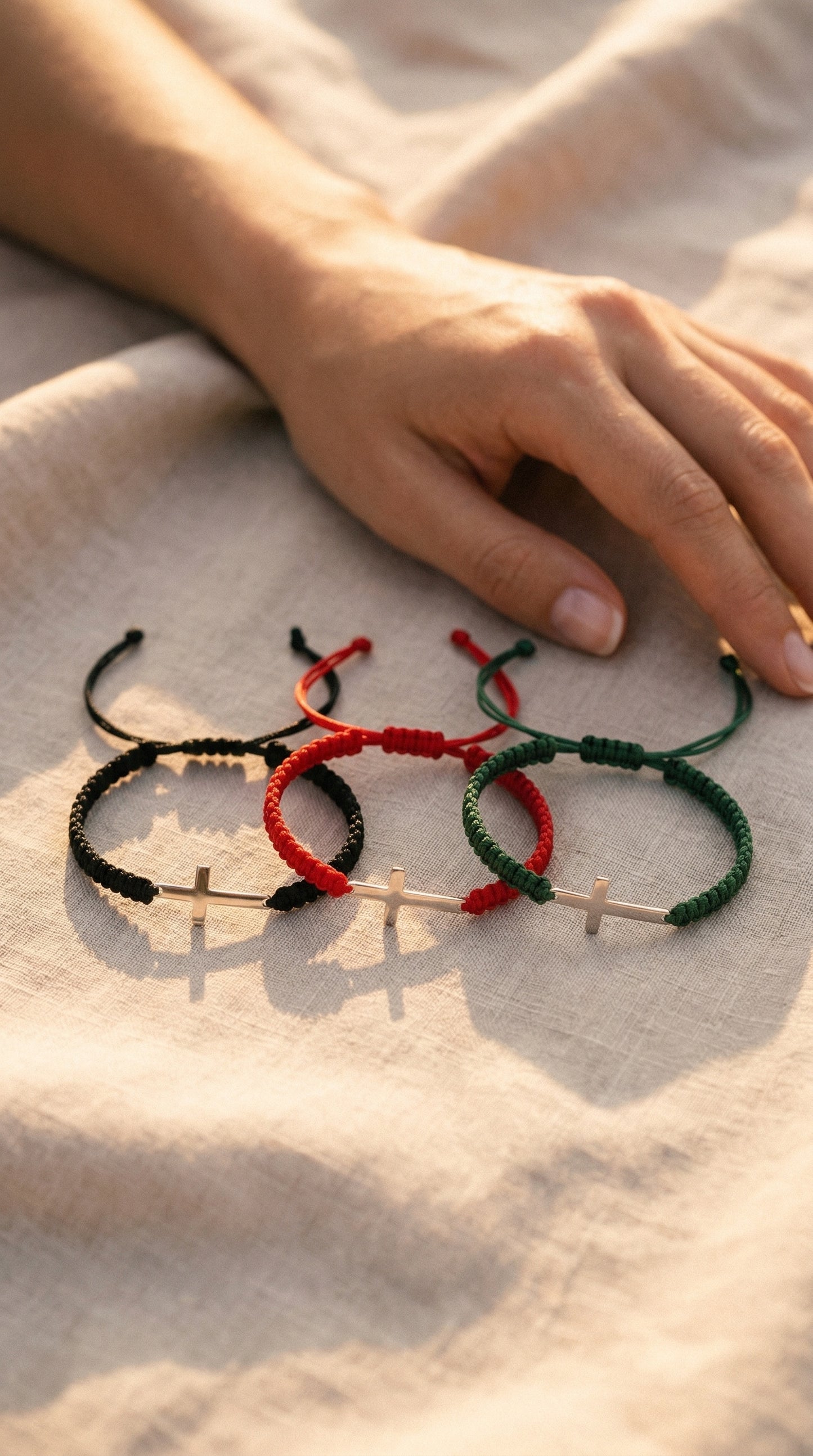 Kreuz Armband geflochten